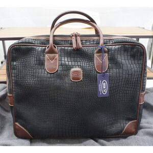 New with tags. BRICS Milano Genuine leather Croc Embossed Messenger briefcase